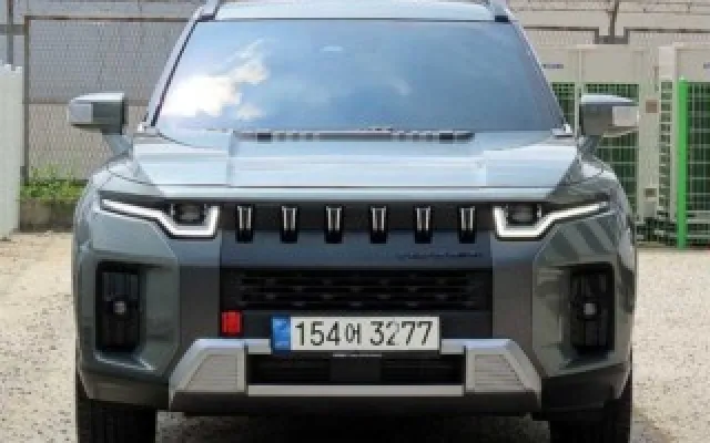 토레스 중고차 토레스 1.5 GDI-T 2WD 매물 사진 1 - 2022/12 129,392km
